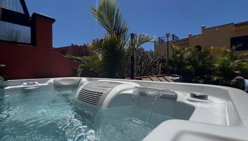 Beach and Golf Holiday Home with private jacuzzi - Foto 4