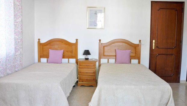 Spacious Holiday Home in Vilamoura With Private Pool - Foto 5, Servicio de la habitación