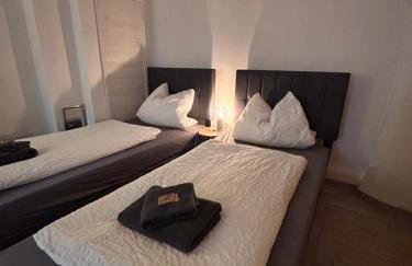 Ferienwohnung Paulick I Zentrales Altstadt Apartment I Garten Terrasse Grill I 2 Schlafzimmer - Photo 23