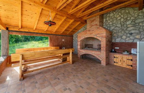 Beautiful Home In Musaluk - Photo 7