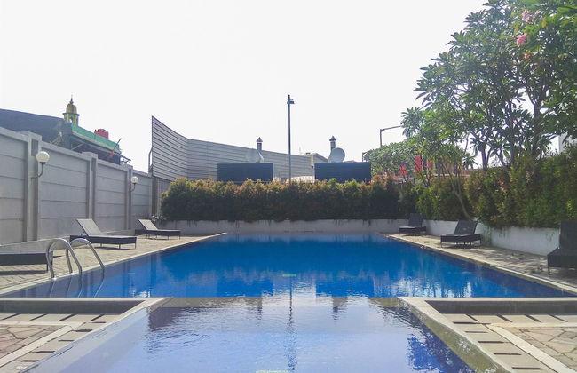 Tifolia Studio Apartment with Double Bed near LRT Station - Foto 6