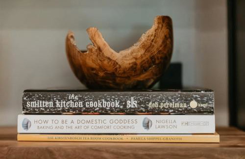 Spacious Cozy and Renovated Mountain Retreat - Foto 13