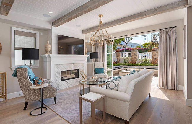 Dahlia Manor - Foto 1