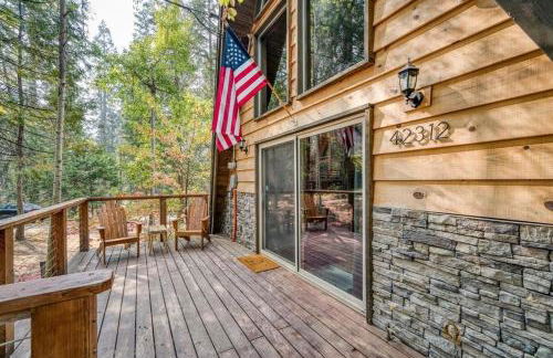 Dogwood Peak Mid-Century A-Frame with AC Style - Foto 60