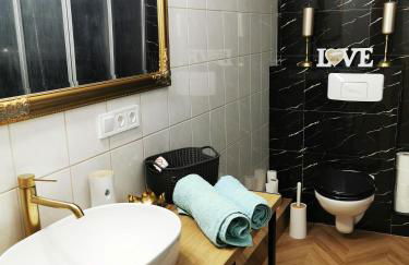 Under the Hill plus - Foto 21