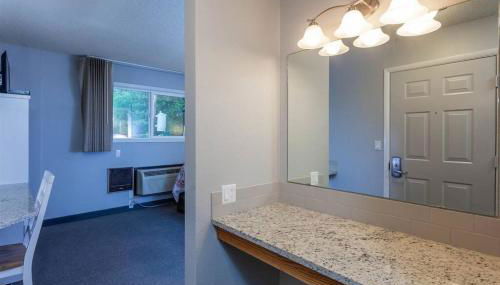 Riverside Condo located Downtown Enjoy Nightlife - Foto 3