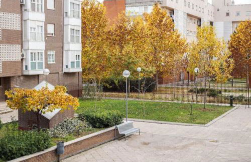 BRIGHT FLAT Parking/Wanda Metropolitano/Airport - Foto 13