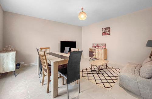 Maison Au Calme à 5min du Futuroscope - Foto 8