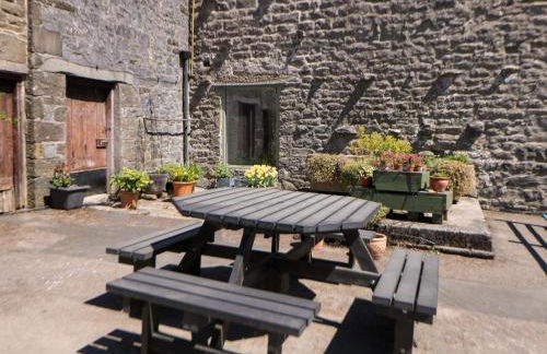 The Shavings - Photo 3