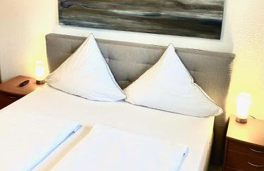 Lüttje Huus Frieda mit Strandkorb am Strand von Mai bis September - Photo 4