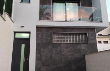 Excelente piso con aparcamiento privado - Foto 10