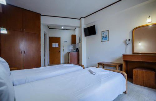 Vivian Hotel - Photo 37