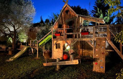 Villa Exotica et belle cabane en bois idéal famille - Foto 8