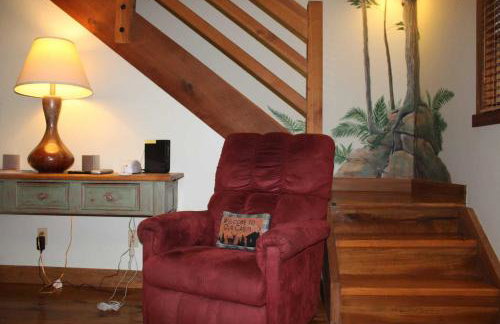 Hemlock Hideaway - Foto 18