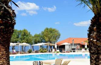 Terracotta Boutique Beach Studios - Photo 12