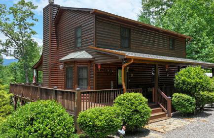 3-Story Private Cabin with Hot Tub and Fire Pit - Foto 6