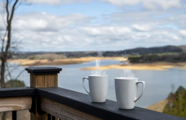 NEW Lake View Indoor Pool Sleeps 14 Hot Tub - Foto 50