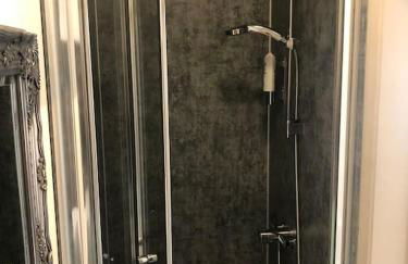 Newly Renovated Modern Studio Apartment - Foto 6