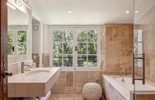 Superbe villa de 5 suites, climatisation, piscine, tennis, hauteurs de St Paul - Foto 27