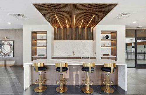 CozySuites Remi sauna, pool, gym - Foto 6