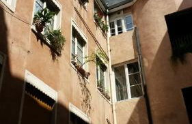 La Nuit Saint Georges - Photo 17