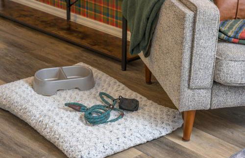 Cozy Family Retreat with Yard - Walk to Olde Town - Foto 24