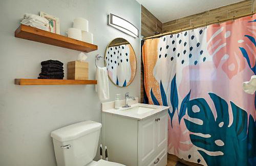 Steps to Beach & Downtown! Spacious Beach Bungalow #2 - Foto 13