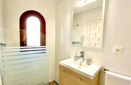 Casa de Mont-roig delante de la playa - Foto 12