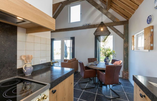 Family House With an Ideal Location, Private Terrace, Garden and Sauna - Foto 44