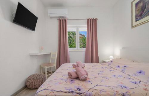 Villa Tomicich for 6 people with private pool & sea view - only 3 km from beach - Foto 24