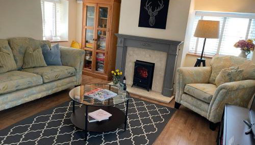 Lovely 2 Bed Victorian Cottage, Denford NN14 - Foto 3