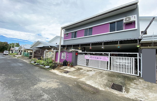 OYO 90198 Aleesya Homestay - Foto 13