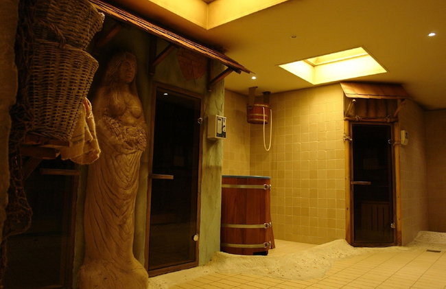 Enchanting Chalet 600 m From the sea - Photo 12