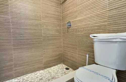 On the Beach, Walk to Village, Watch the Sunsets from Balcony - Foto 60