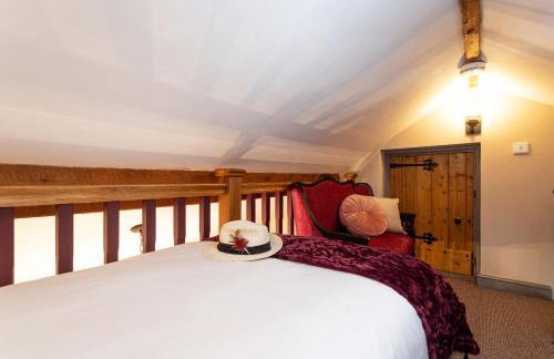 Scenery Hill Hideaways The Coach House Charming Retreat with Jacuzzi and BBQ Hut Near the Lake District - Foto 28