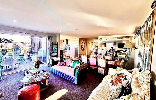 Lyttelton Boatique House - Photo 62