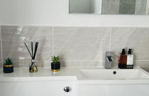 Beautiful, Luxurious 3 Bed house, Perfect for Contractors , Family & Friends - Foto 42