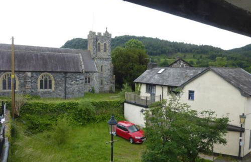 8 Willow Street - Photo 4