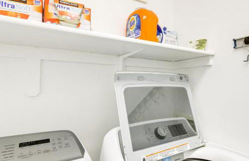 Anchorage Home about 8 Mi to Downtown! - Photo 33