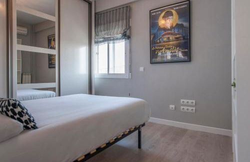 Apartamento Plaza de Castilla II - Urbano con Estilo y Funcional - Foto 16