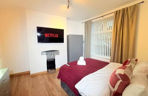 Comfortable 4BR House Ideal for Families & Workers - Foto 24