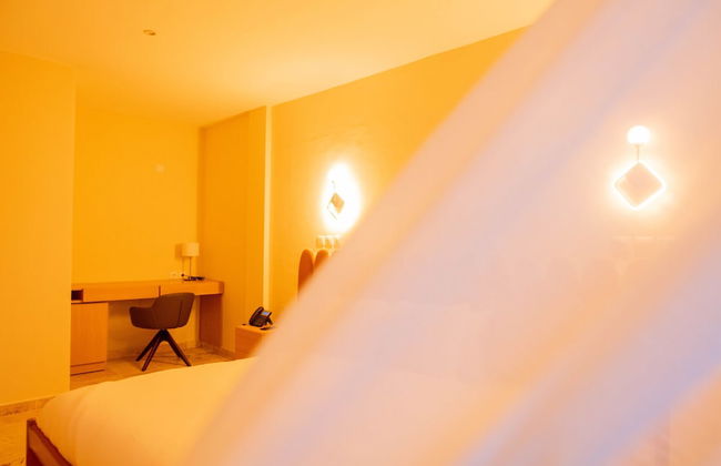 The Six Apparthotel - Foto 41