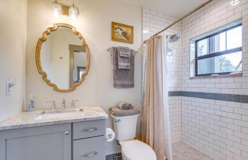 Riverfront Fishers Paradise in Florida with Dock! - Foto 11