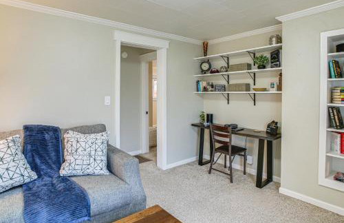 3 Mi to Coeur dAlene Lake! Cozy Mtn-Town Getaway - Foto 4