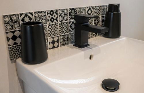 Lowern, Luxury Lodge with Hot Tub and Games Room - Photo 15