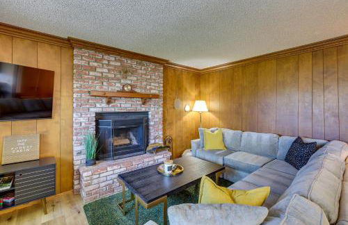 Rimforest Retreat with Fireplace and Mountain Views! - Foto 1