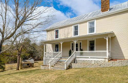 3 and Picturesque Acres! Historic Lexington Farmhouse - Foto 28