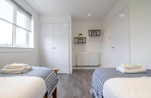 Renfrew Town Centre Easy Link to Glasgow City - Pass the Keys - Foto 27