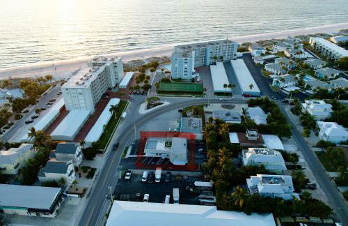 Luxury 2BR Oceanfront Condo with Rooftop Patio, 2 Minute Walk to the Beach! - Foto 25