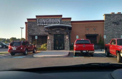 Luxury Living at Woodmore - Foto 52